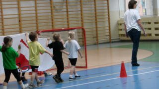 Dzieci na mokotowskiej olimpiadzie sportowej